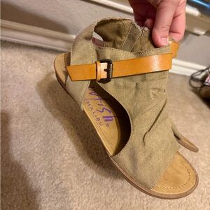 Blowfish Tan Canvas Wedge Sandals with Camel Strap